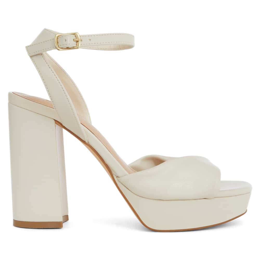Lapelle Heel in Bone