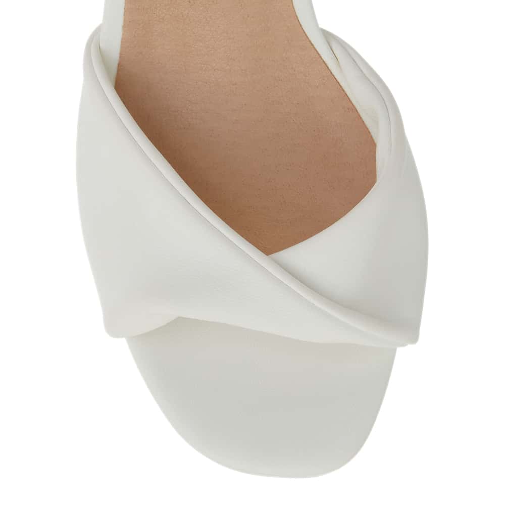 Lapelle Heel in White