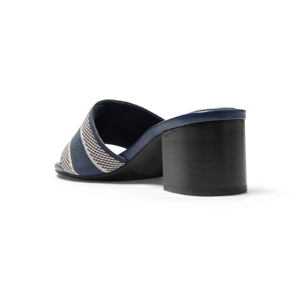 Liberty Heel in Navy