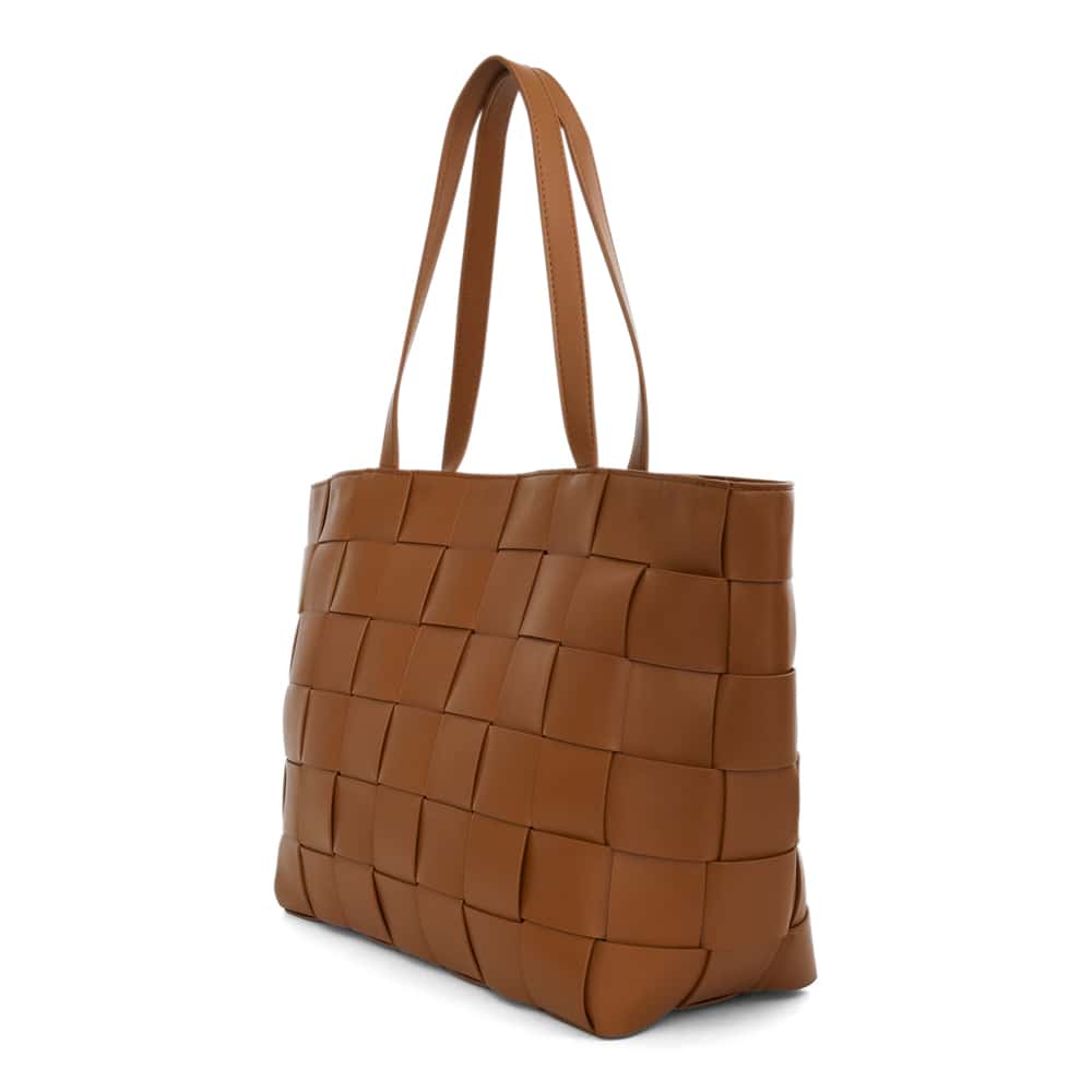 Lisa Tote in Tan