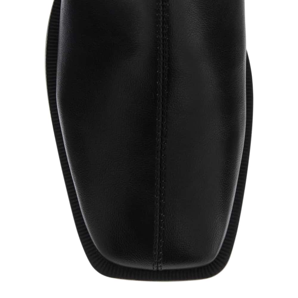 Lyon Boot in Black Smooth