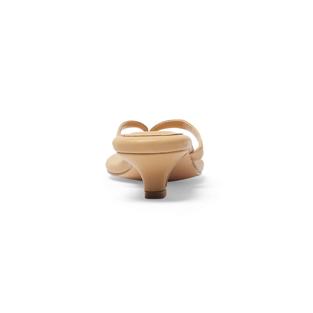 Malta Thongs in Caramel Smooth