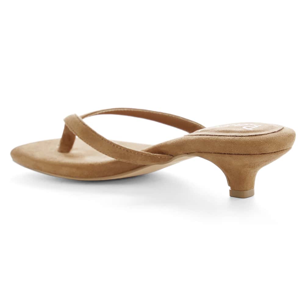 Malta Thongs in Tan Micro
