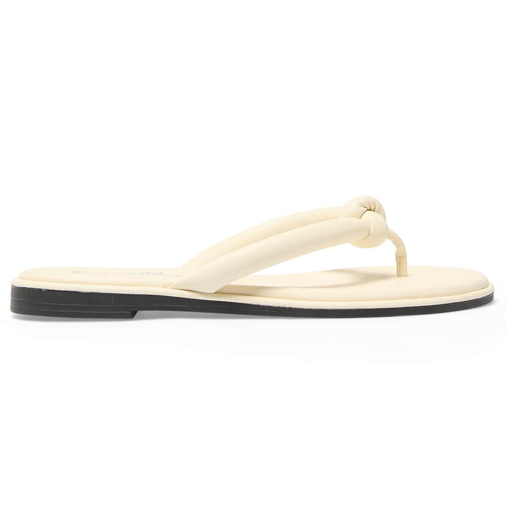 Maui Thongs in Bone Smooth