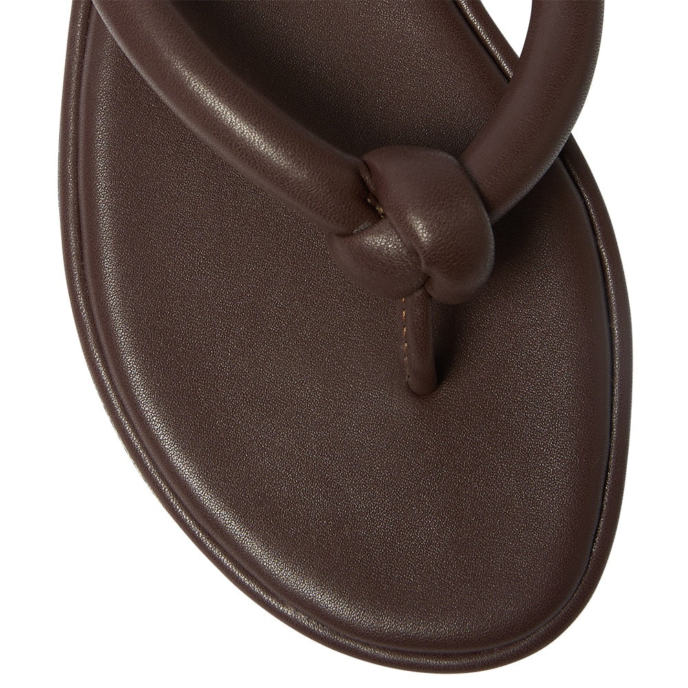 Maui Thongs in Chocolate Smooth