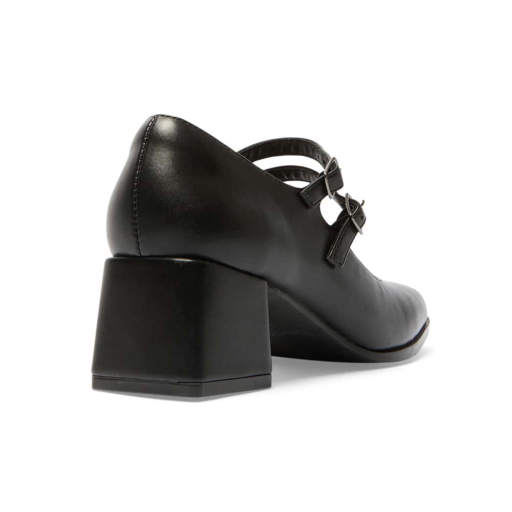 Metro Heel in Black Smooth