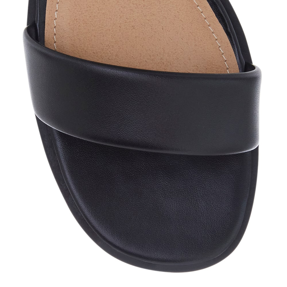 Mia Heel in Black Smooth