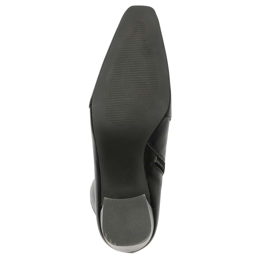 Nitro Boot in Black Smooth