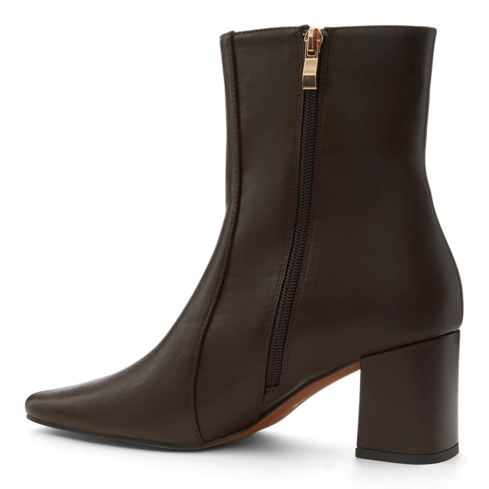 Nitro Boot in Chocolate Smooth