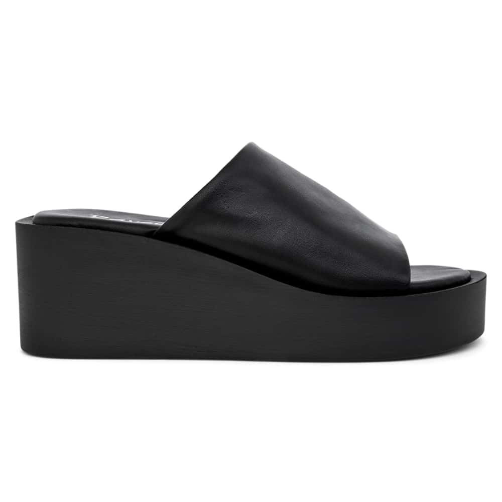 Noah Heel in Black
