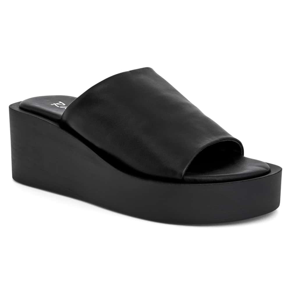 Noah Heel in Black