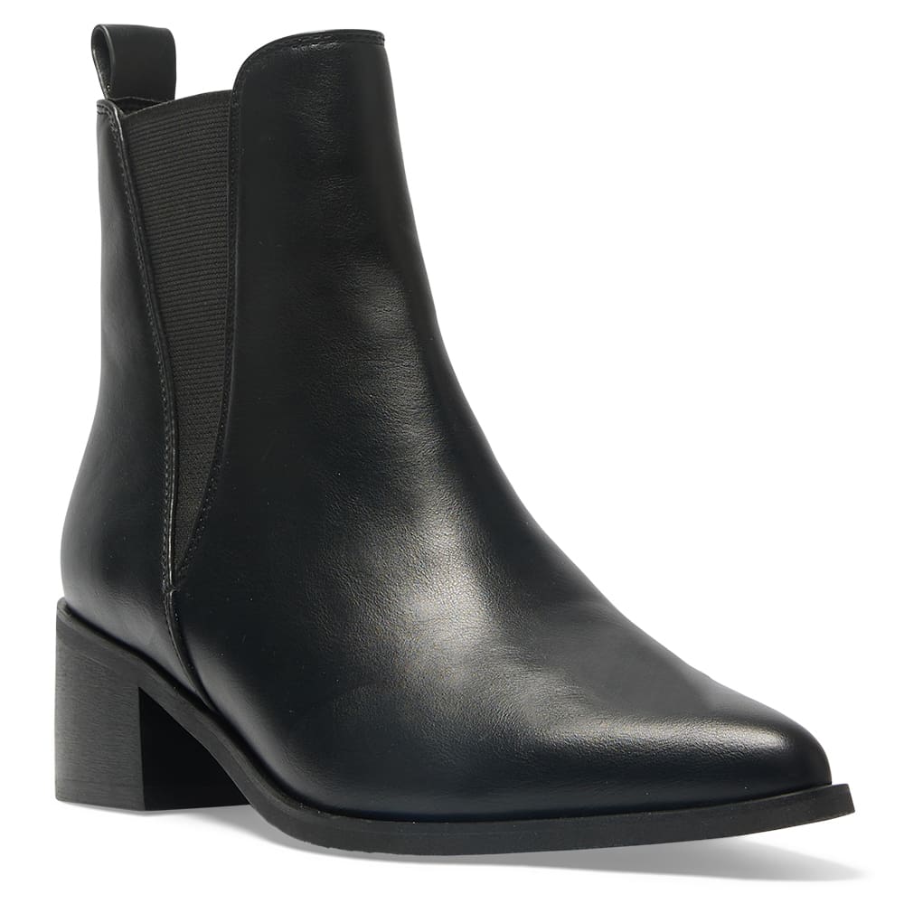 Noble Boot in Black