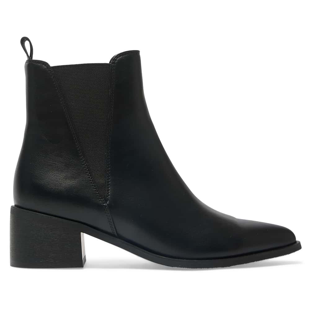 Noble Boot in Black