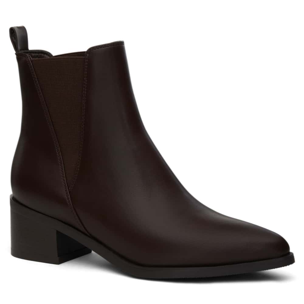 Noble Boot in Chocolate Smooth