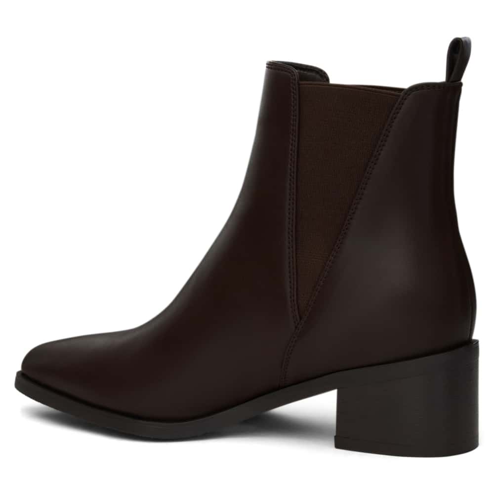 Noble Boot in Chocolate Smooth