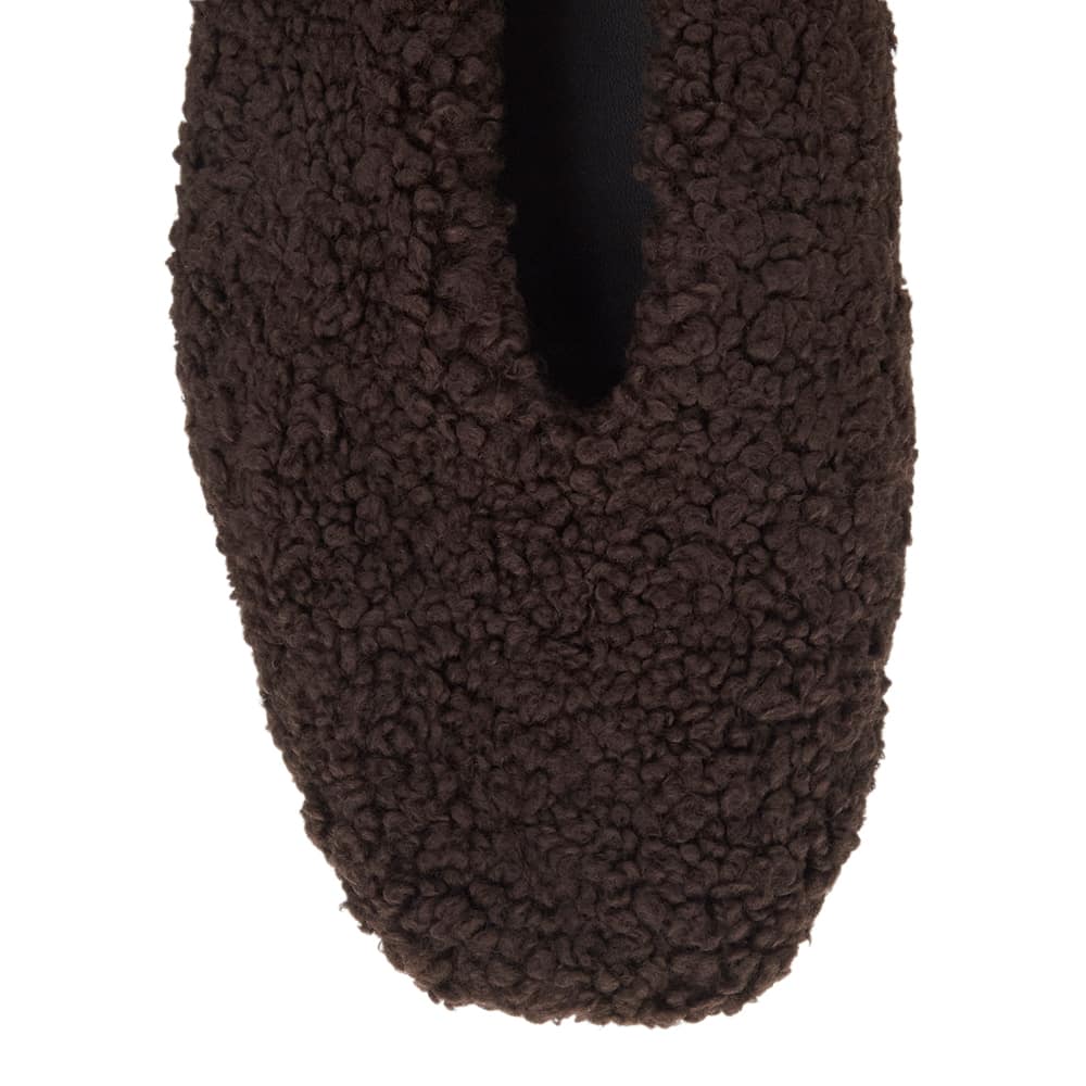 Plume Ballet Flat in Chocolate