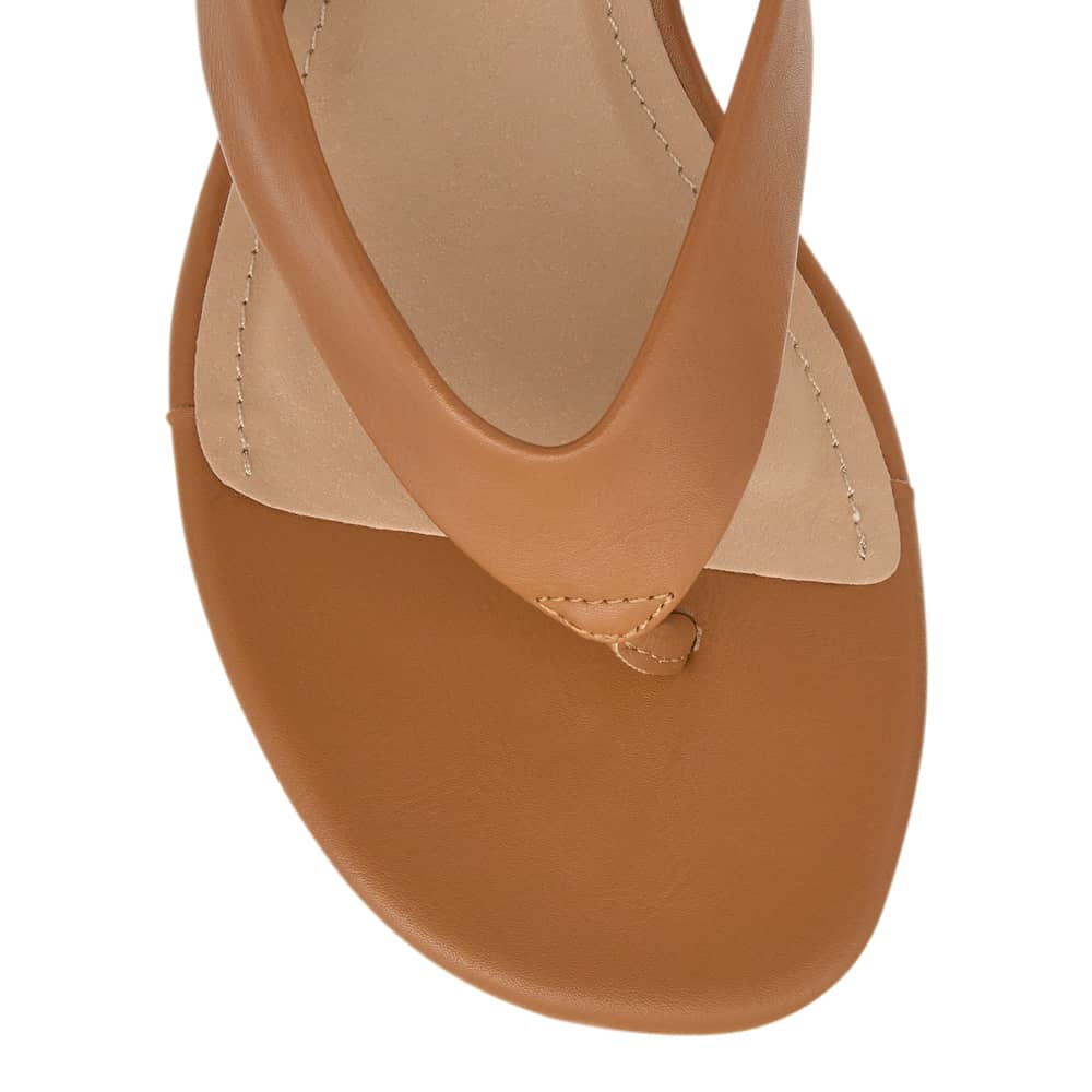 Quinn Heel in Tan Smooth