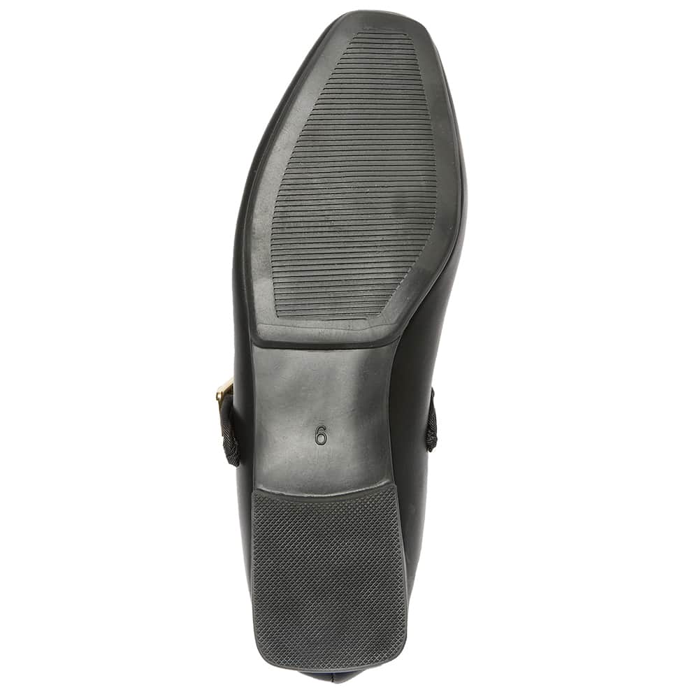 Romy Flat in Black Smooth