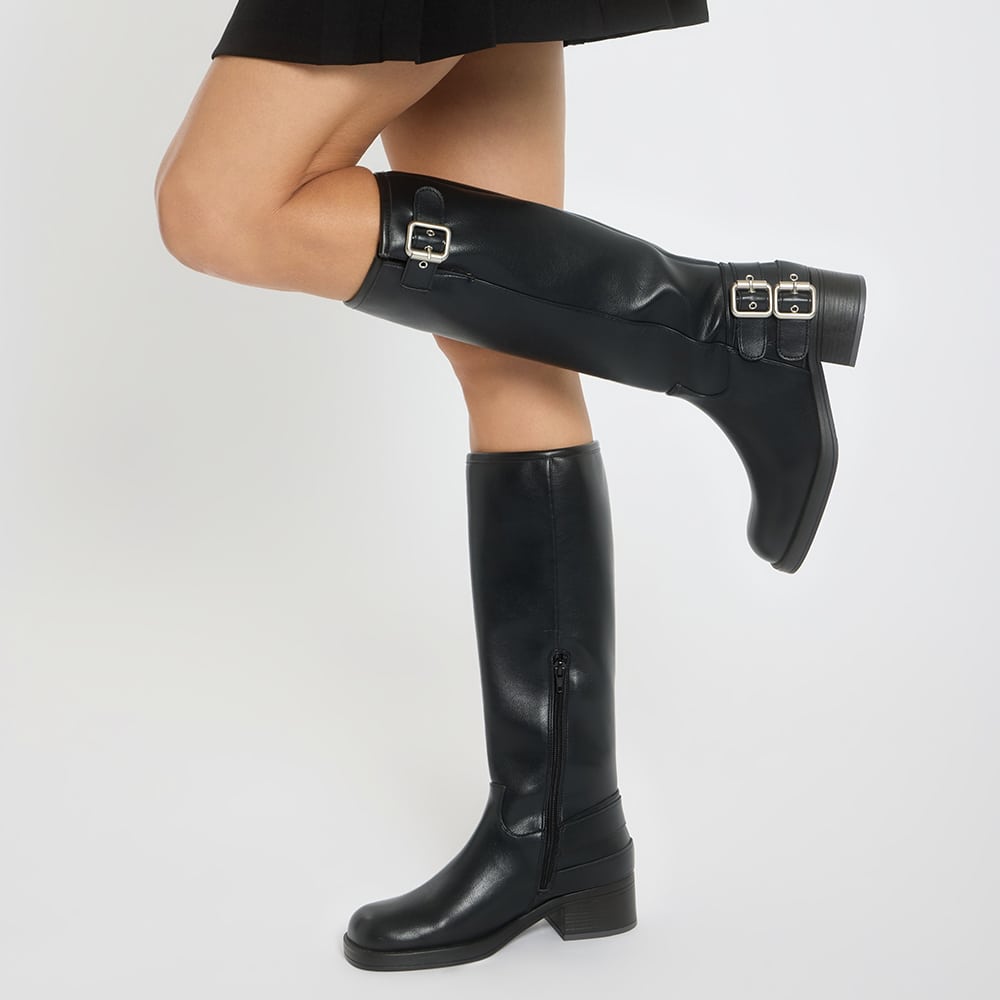 Rova Boot in Black Smooth