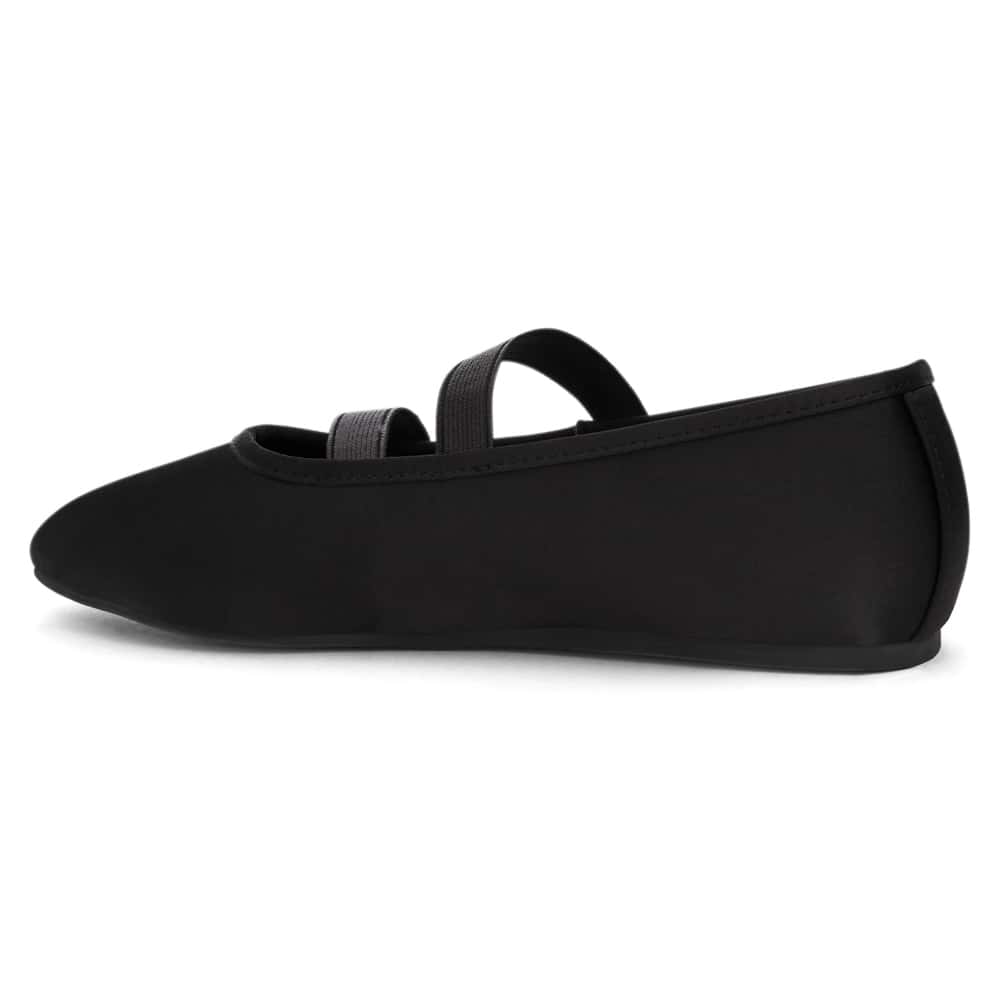 Ryla Ballet Flat in Black Satin