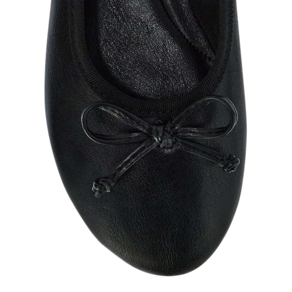 Samantha Ballet Flat in Black