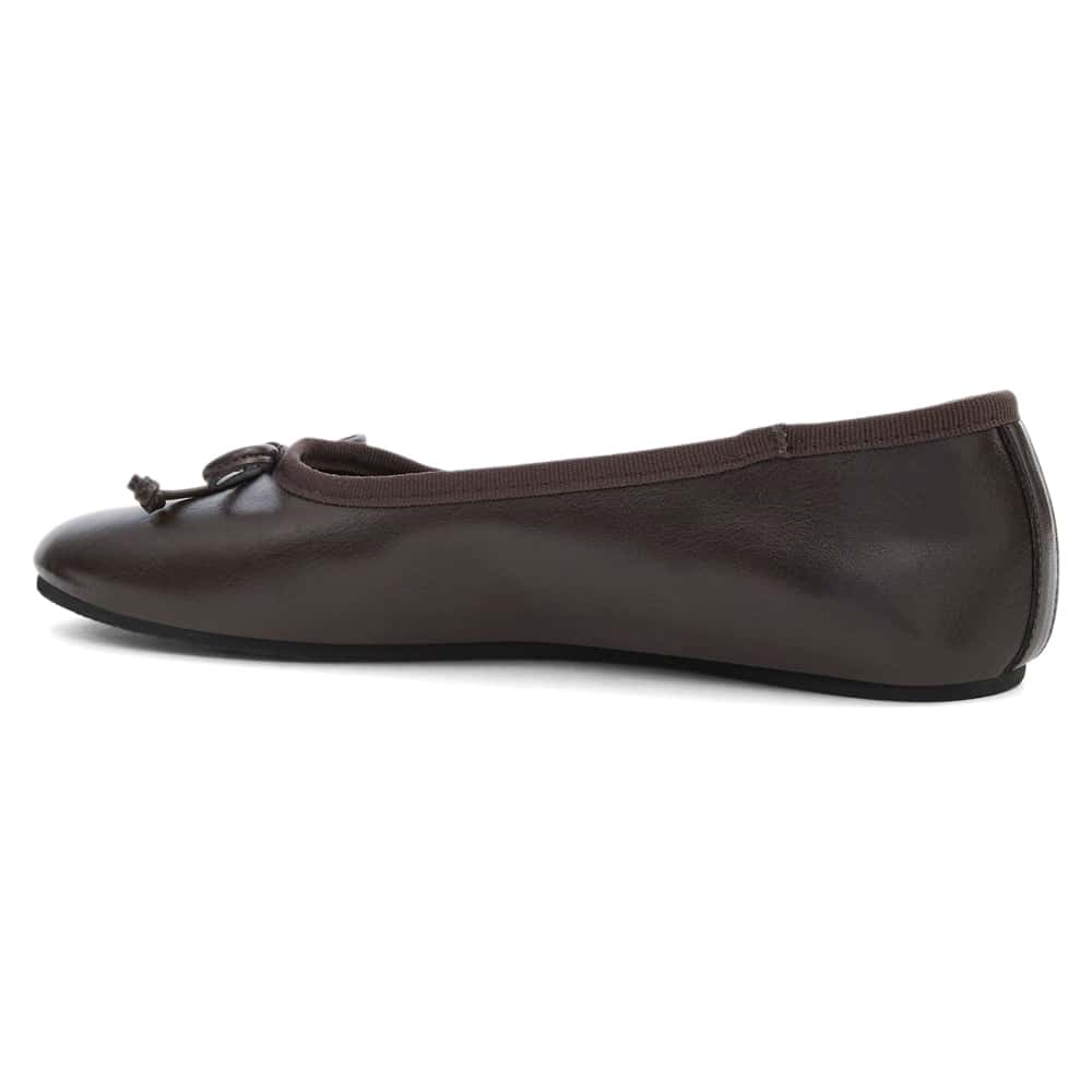 Samantha Ballet Flat in Chocolate Smooth