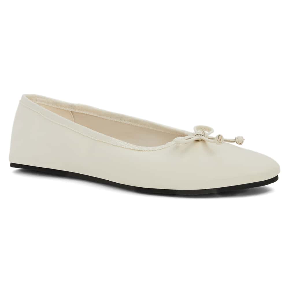 Samantha Ballet Flat in Ivory Smooth
