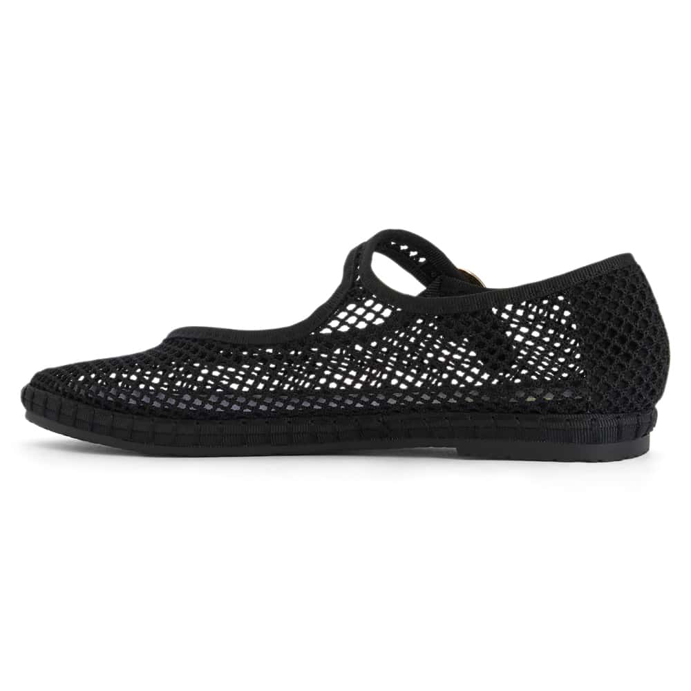 Sandra Flat in Black Mesh