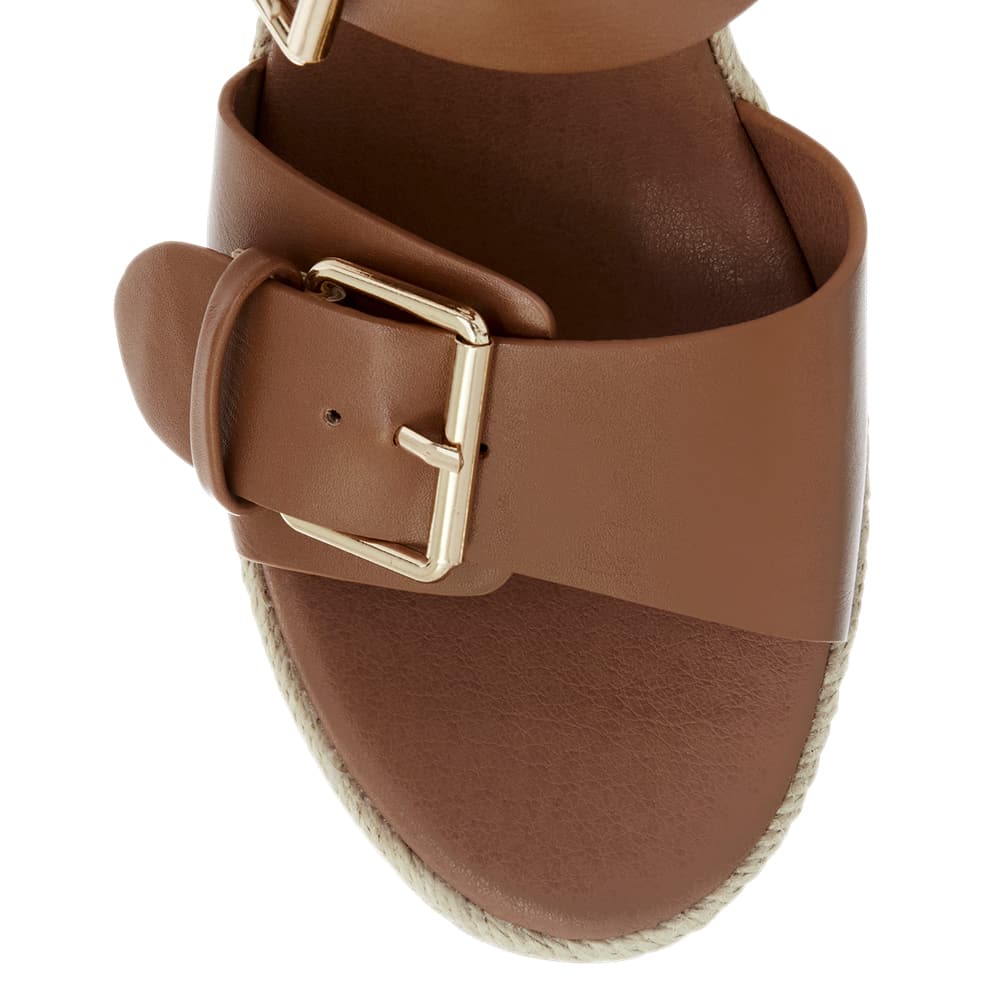 Sardinia Wedge in Tan