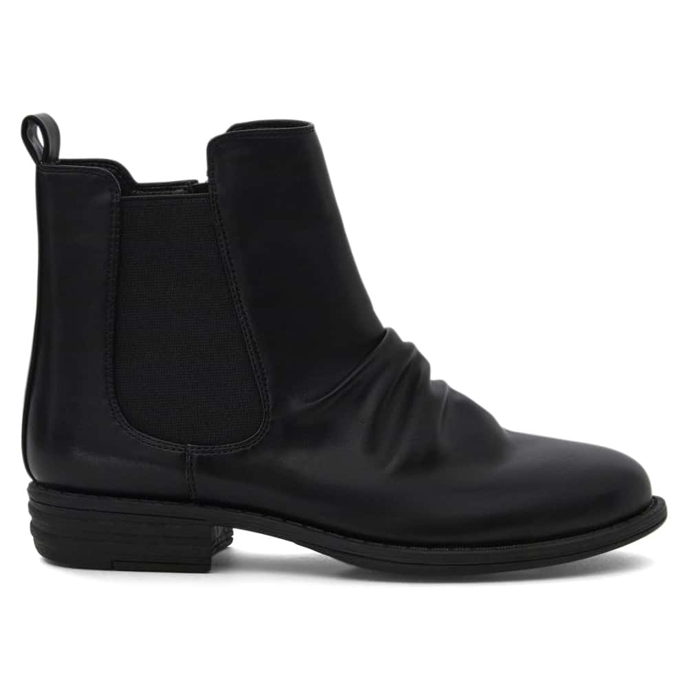 Scout Boot in Black Smooth