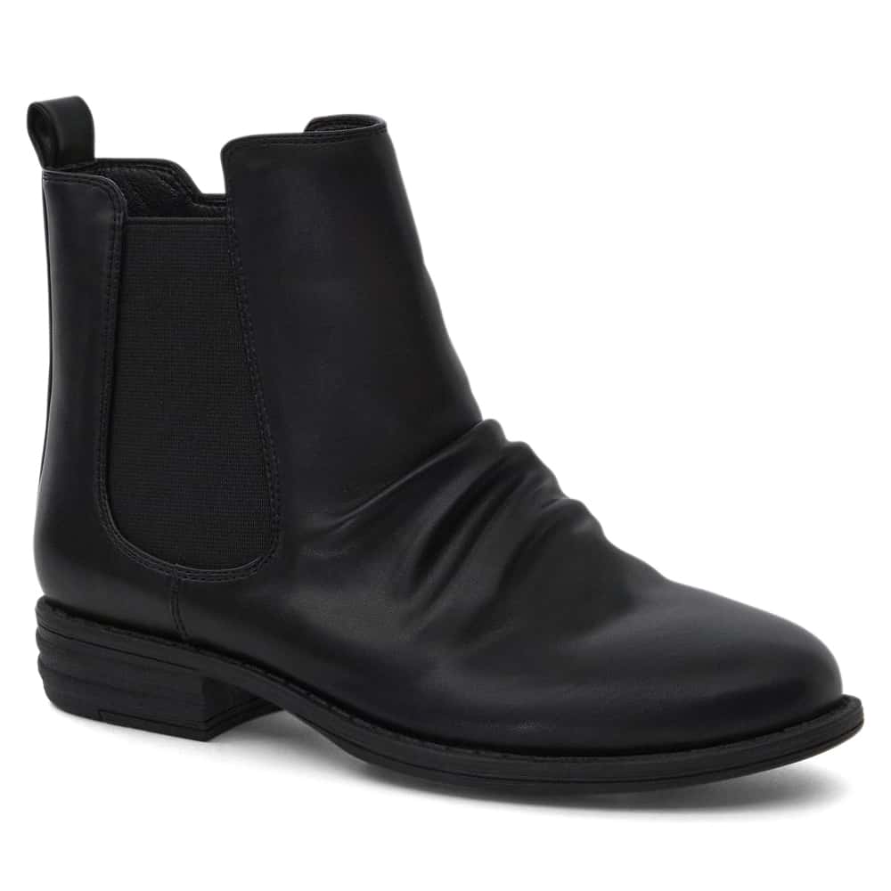 Scout Boot in Black Smooth