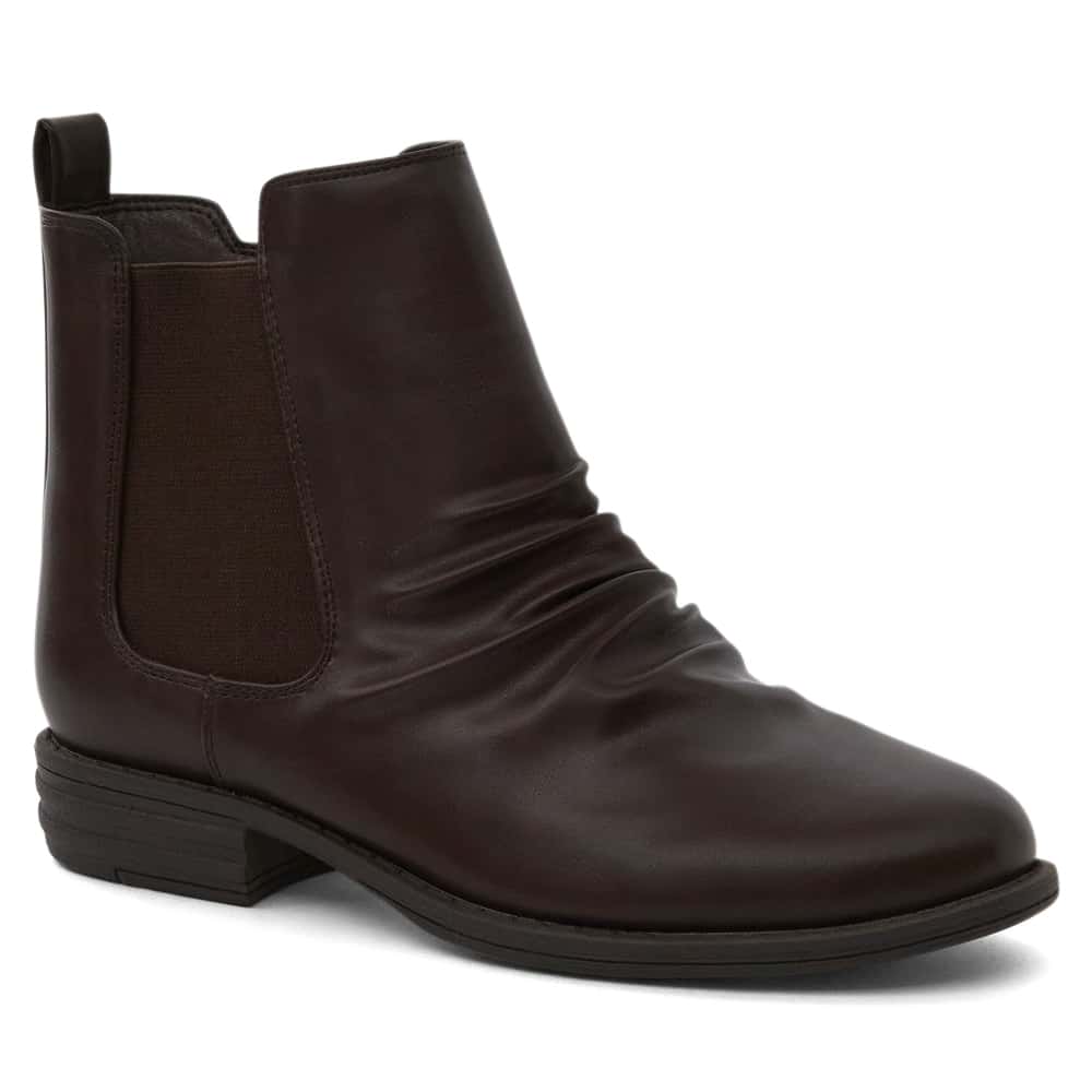 Scout Boot in Chocolate Smooth