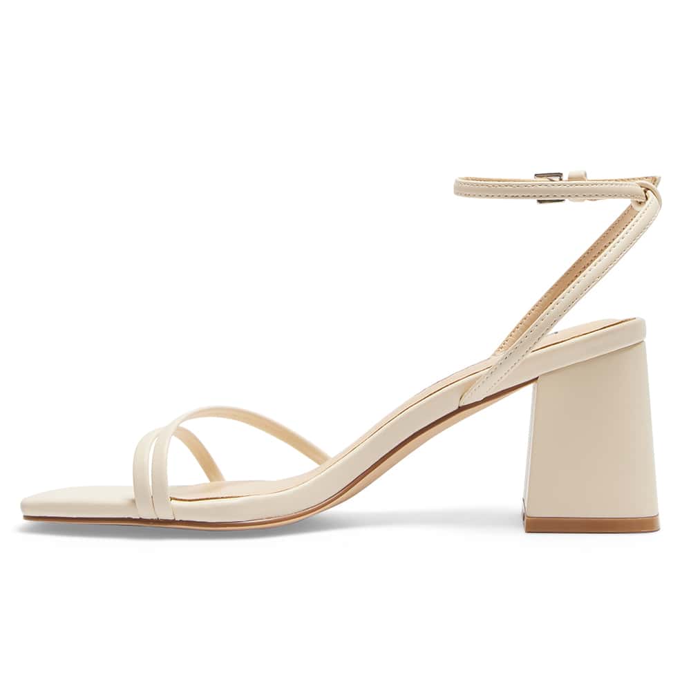 Shay Heel in Bone Smooth