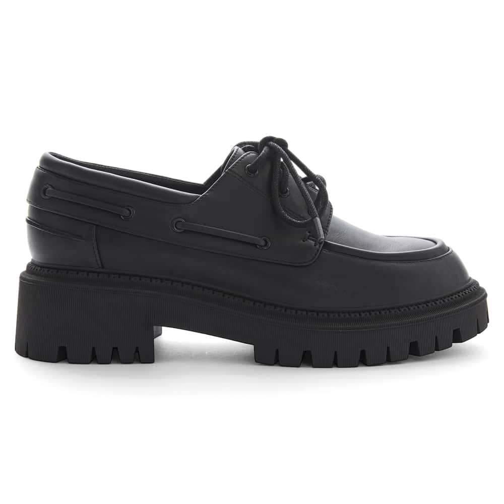 Soprano Loafer in Black Smooth
