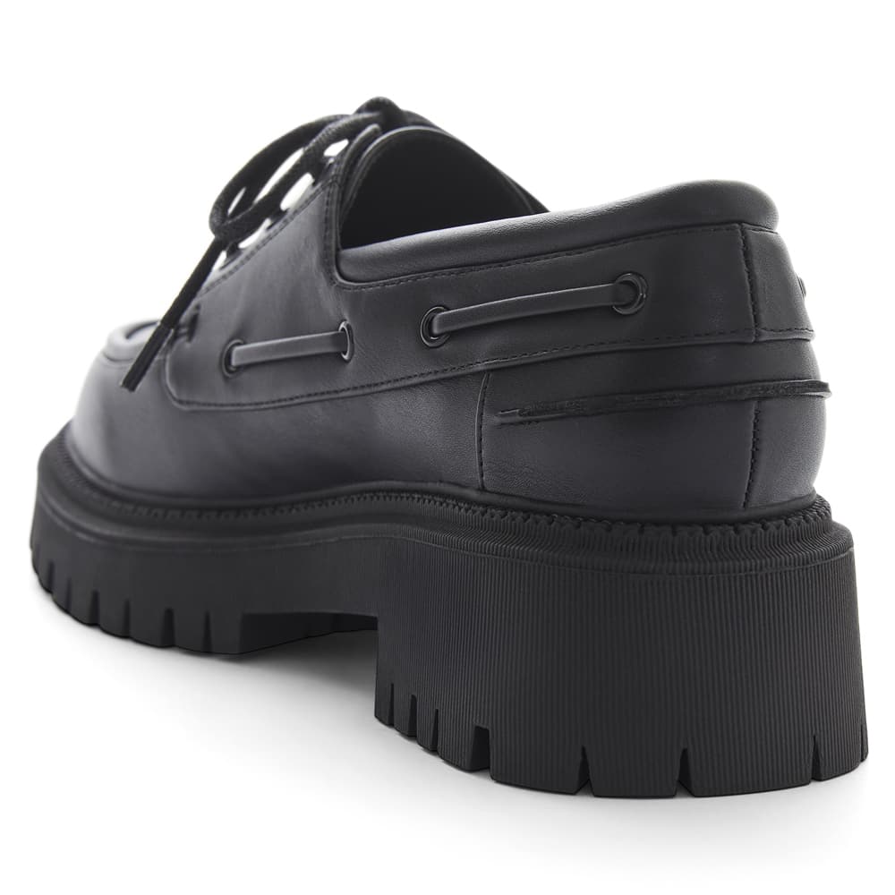 Soprano Loafer in Black Smooth