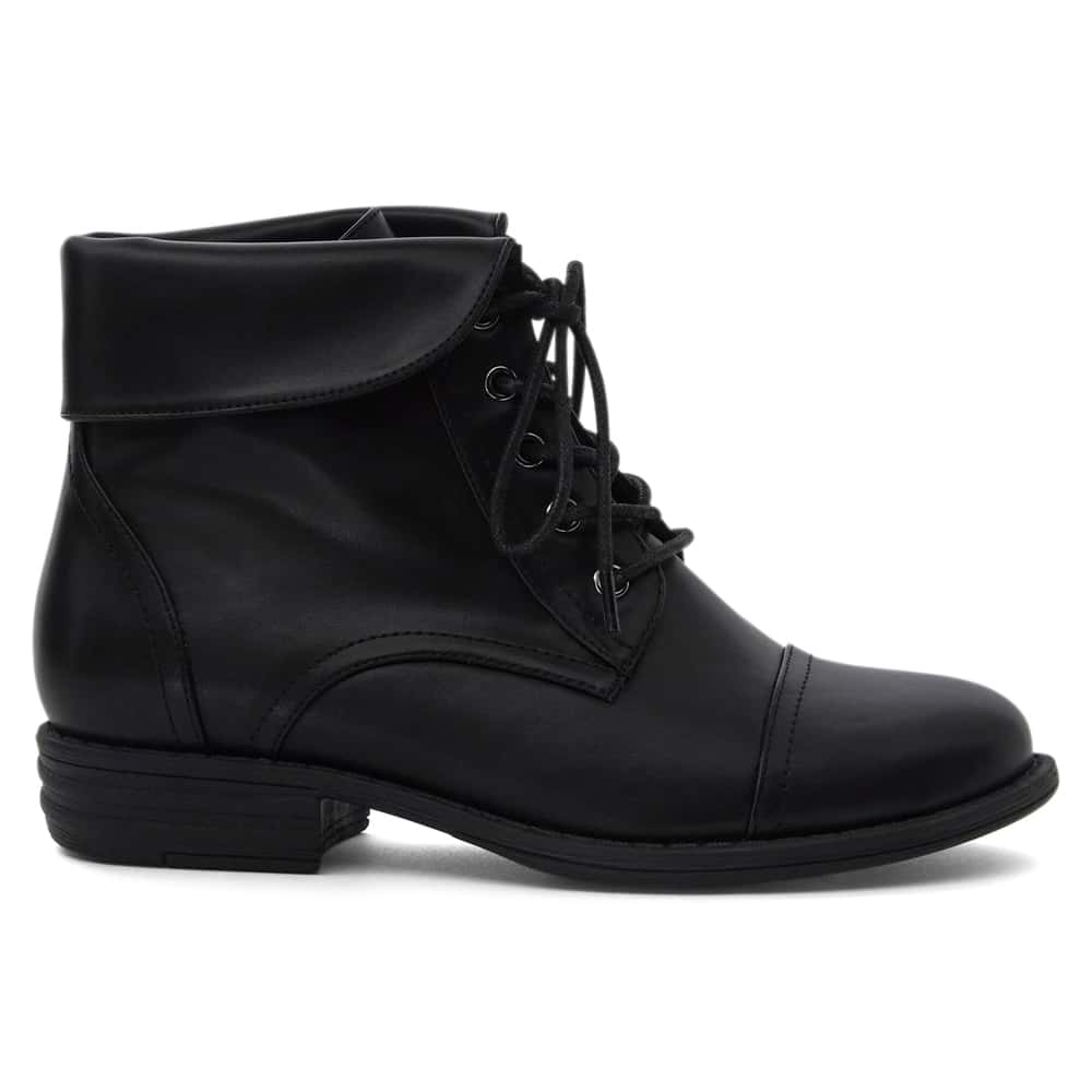 Storm Boot in Black Smooth