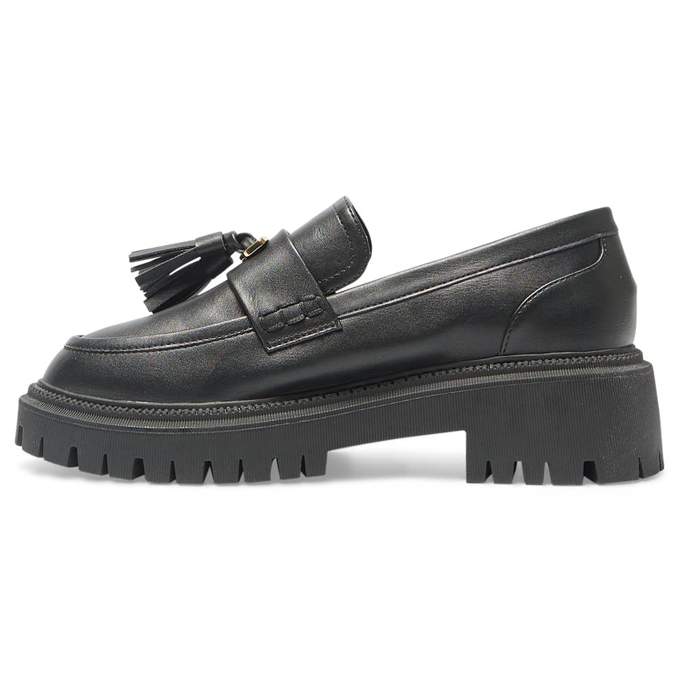 Strike Loafer in Black Smooth