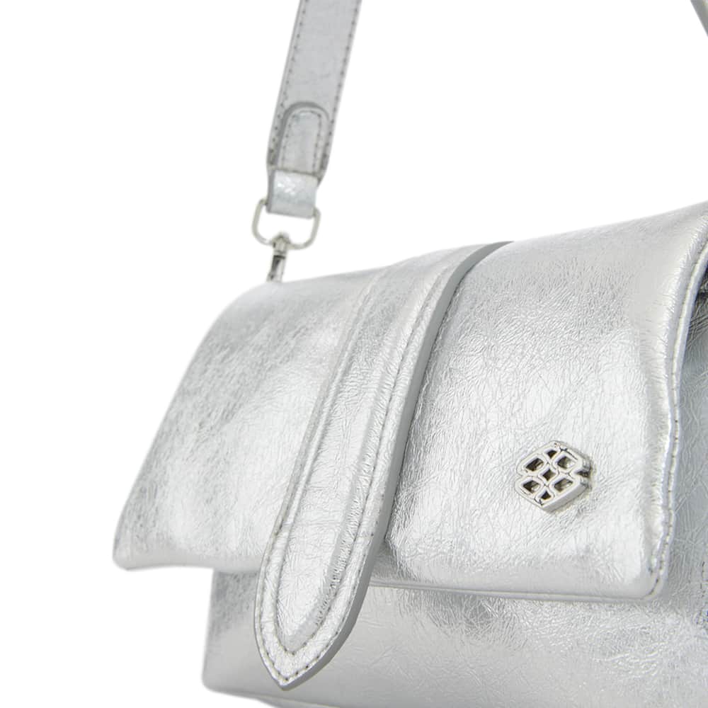 Susan Handbag in Silver Metallic