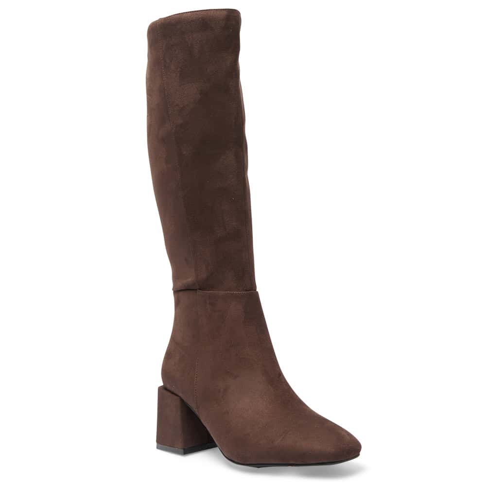 Tabby Boot in Chocolate
