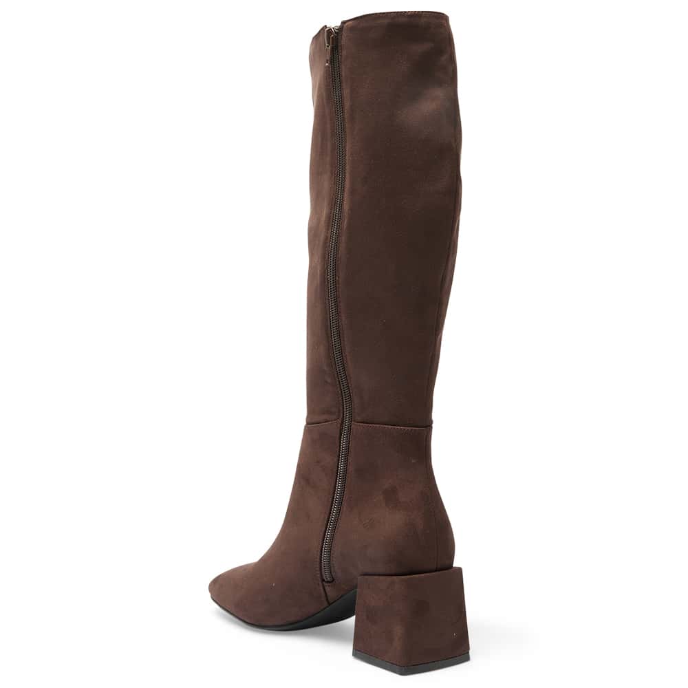 Tabby Boot in Chocolate