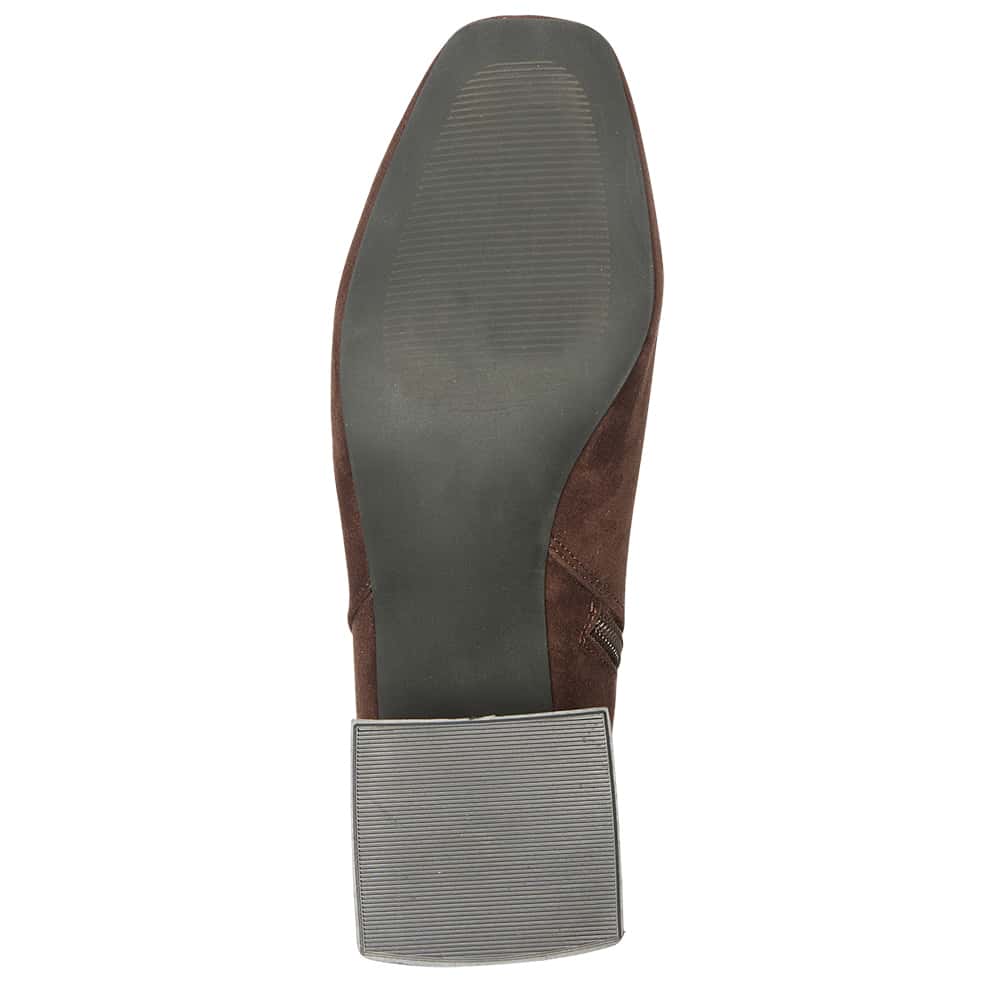 Tabby Boot in Chocolate