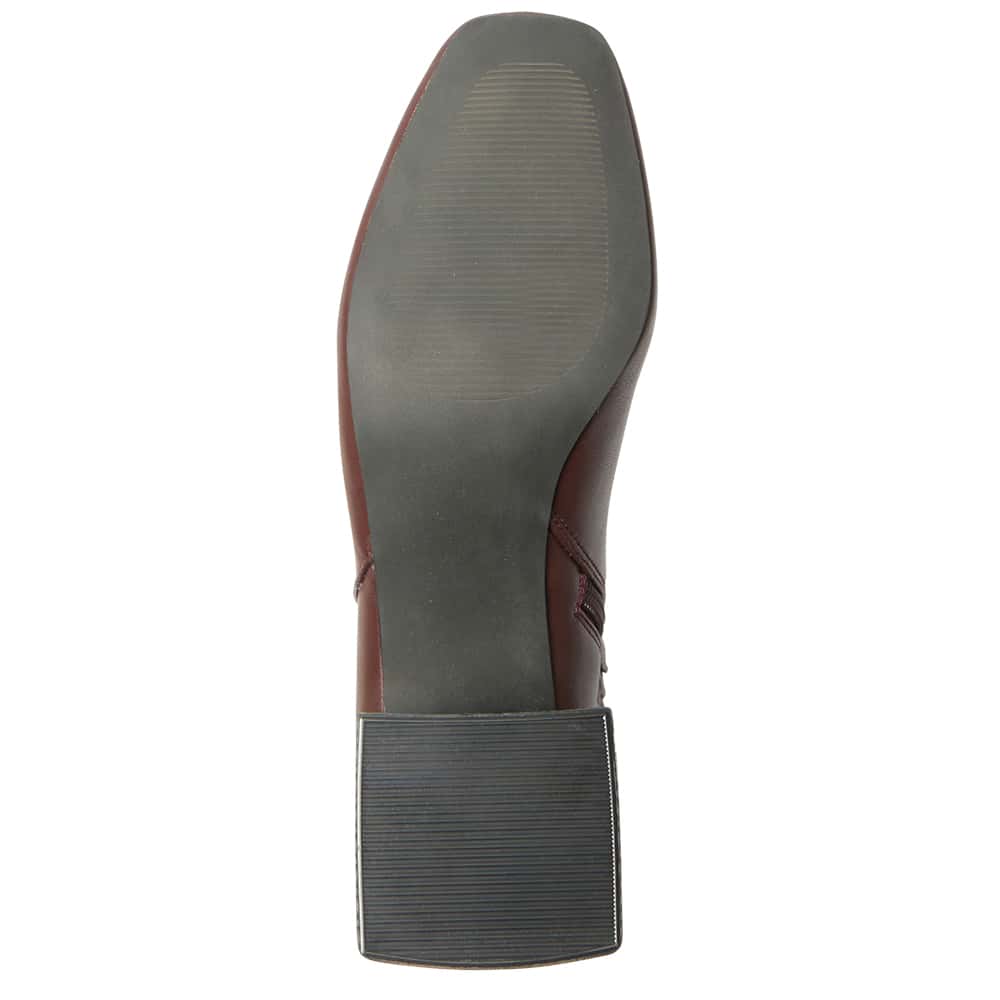Tabby Boot in Wine Smooth