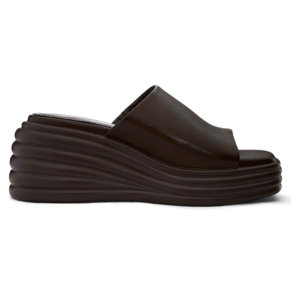 Thea Wedge in Chocolate Smooth