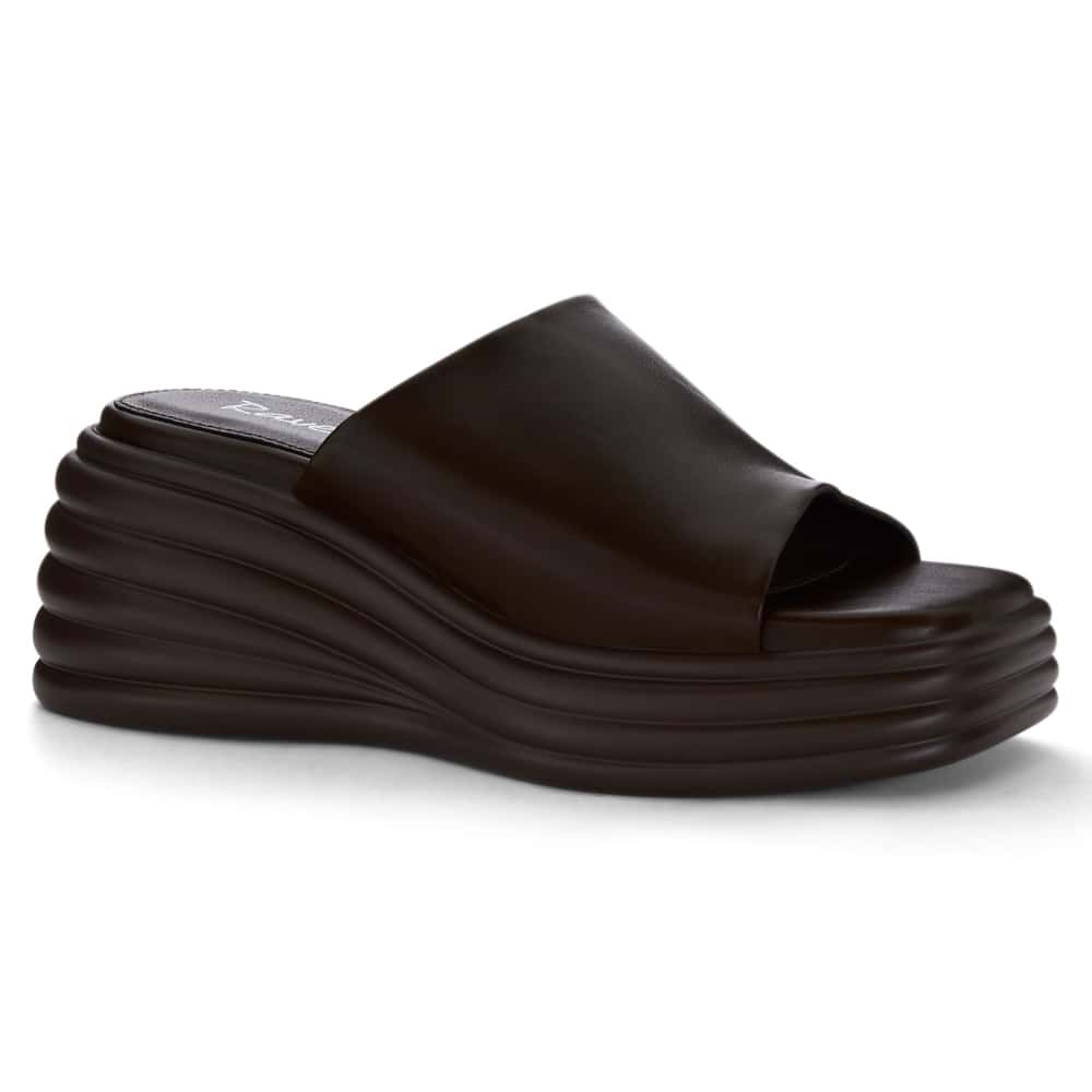 Thea Wedge in Chocolate Smooth