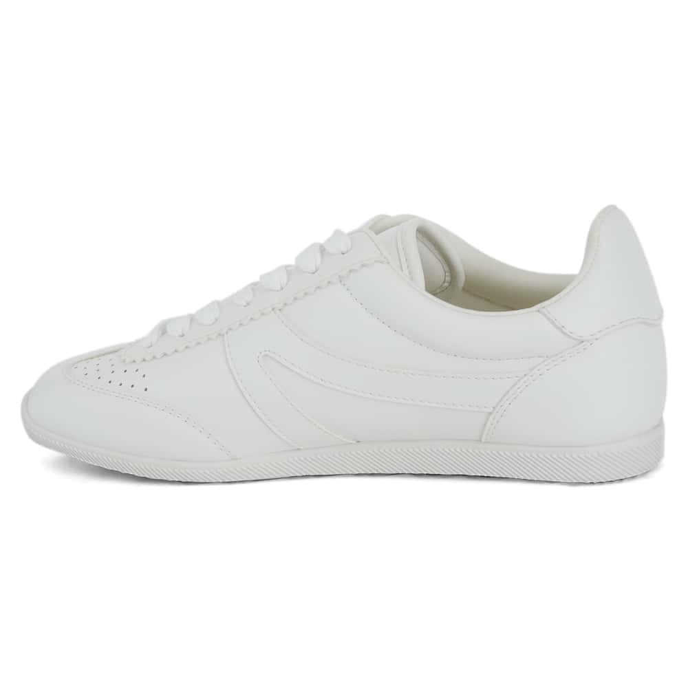 Timeout Sneaker in White Smooth