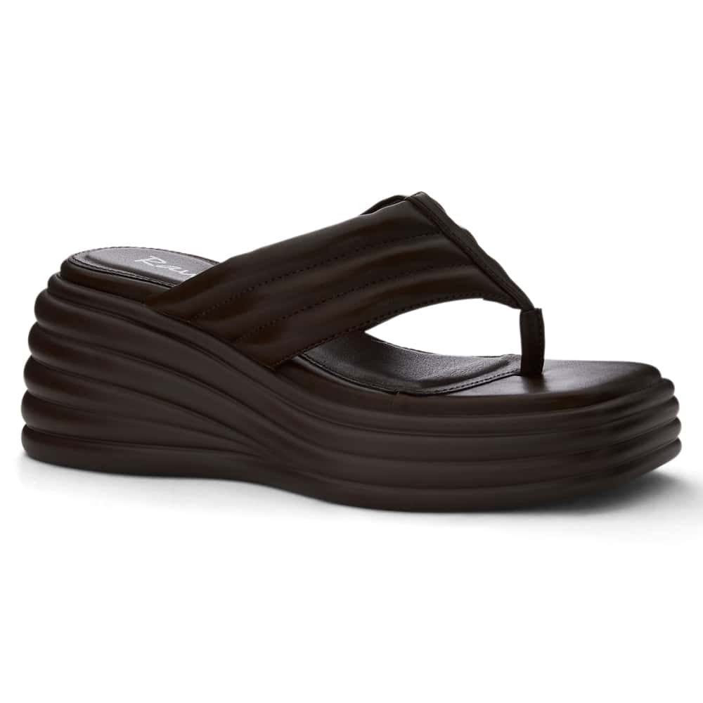 Tink Wedge in Chocolate Smooth