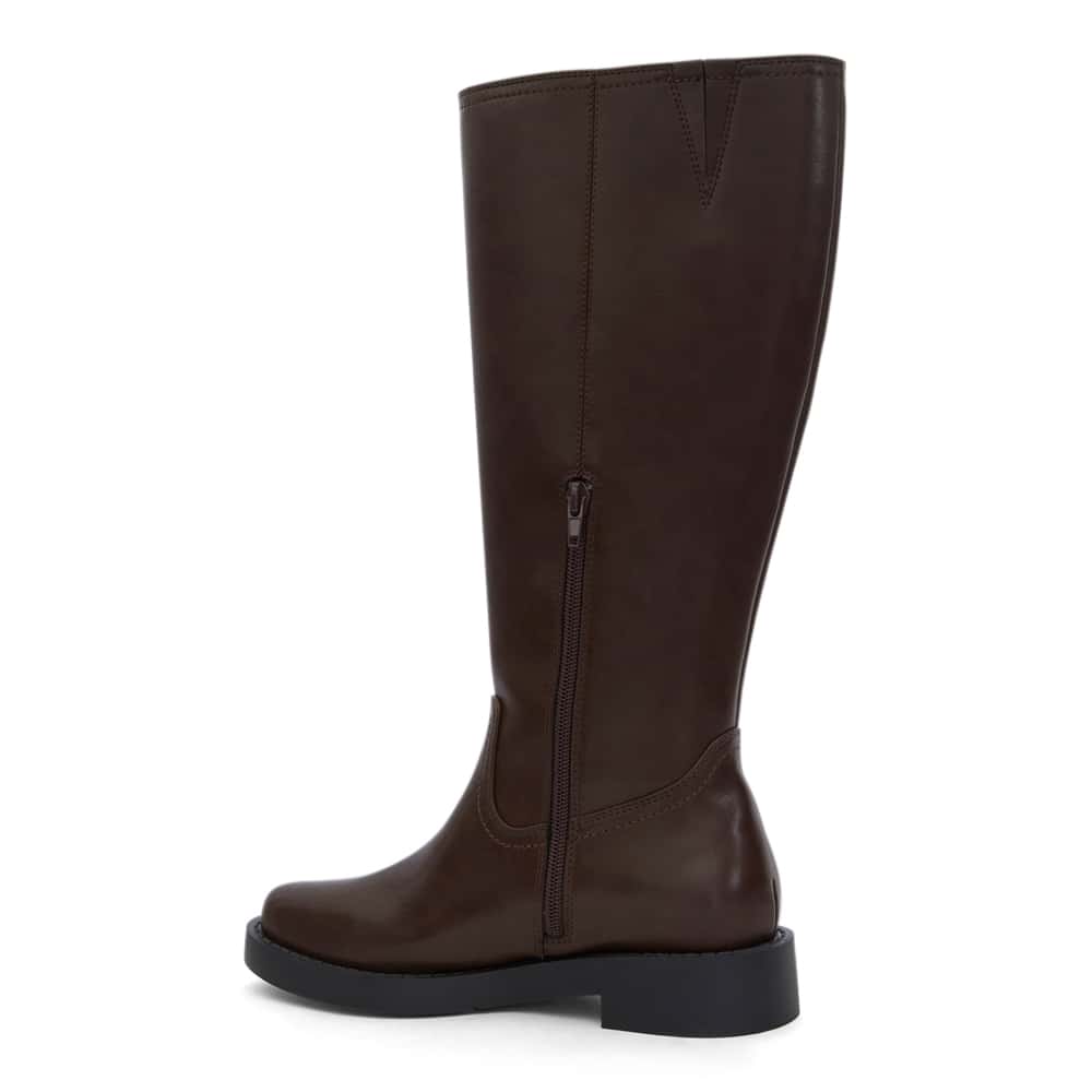 Tivy Boot in Chocolate Smooth