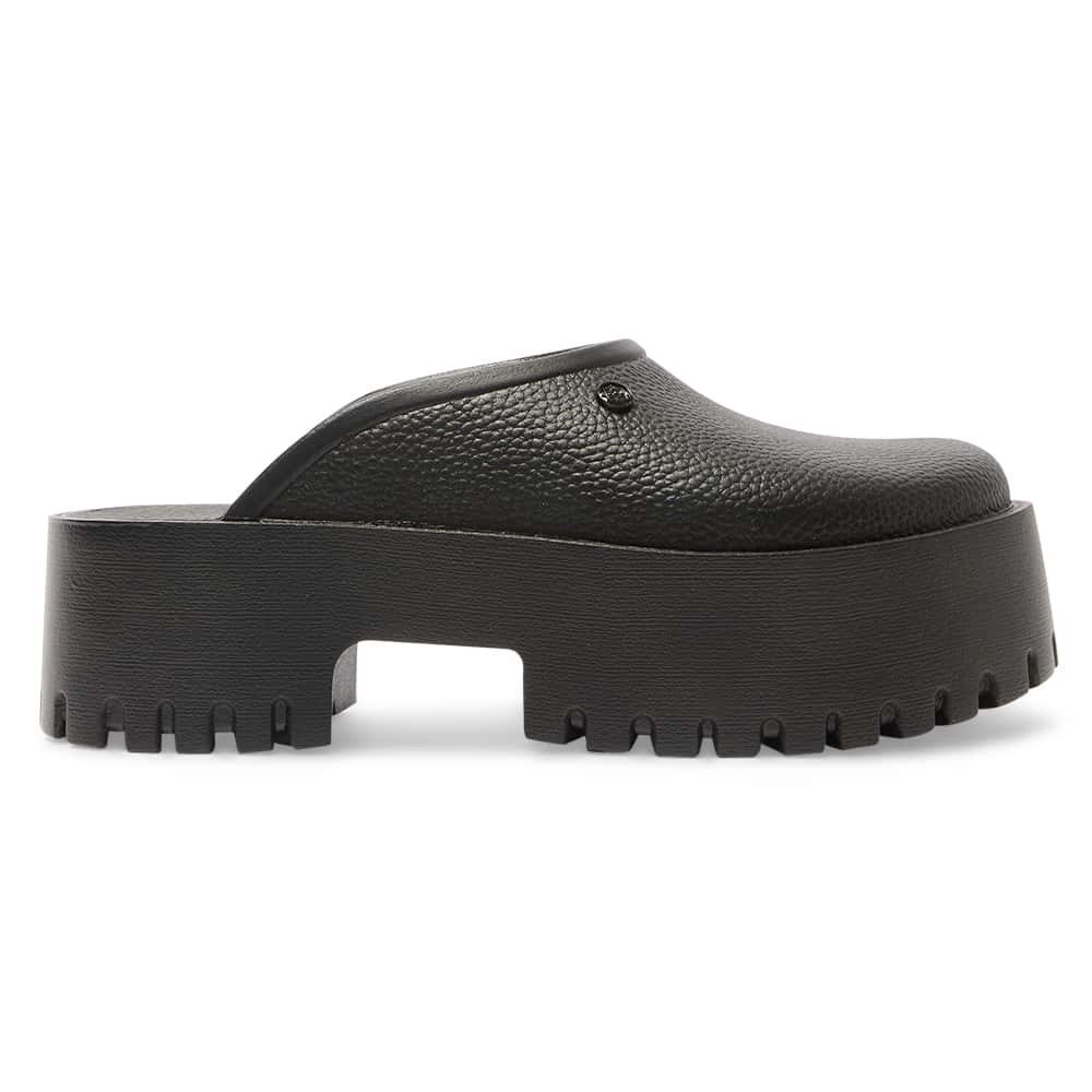 Toshi Loafer in Black Smooth
