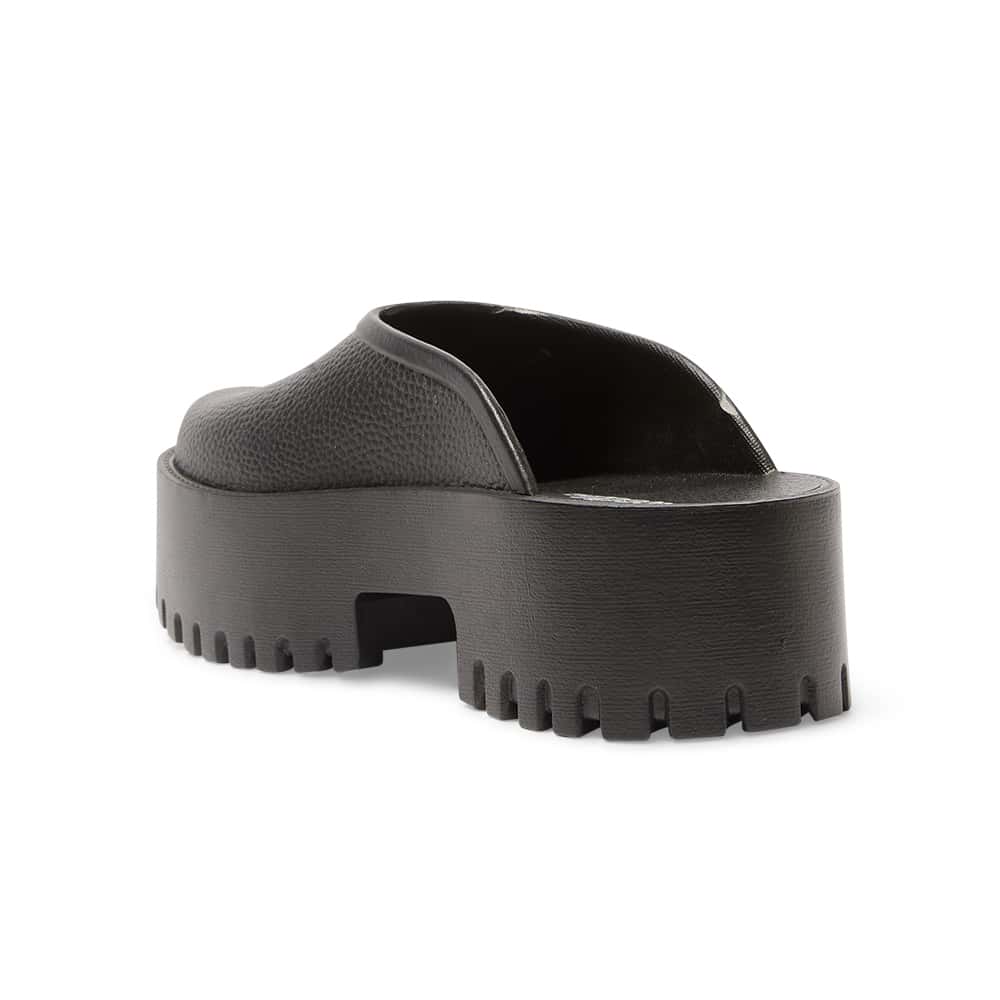 Toshi Loafer in Black Smooth