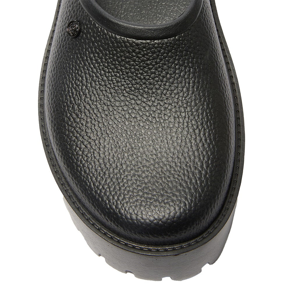 Toshi Loafer in Black Smooth